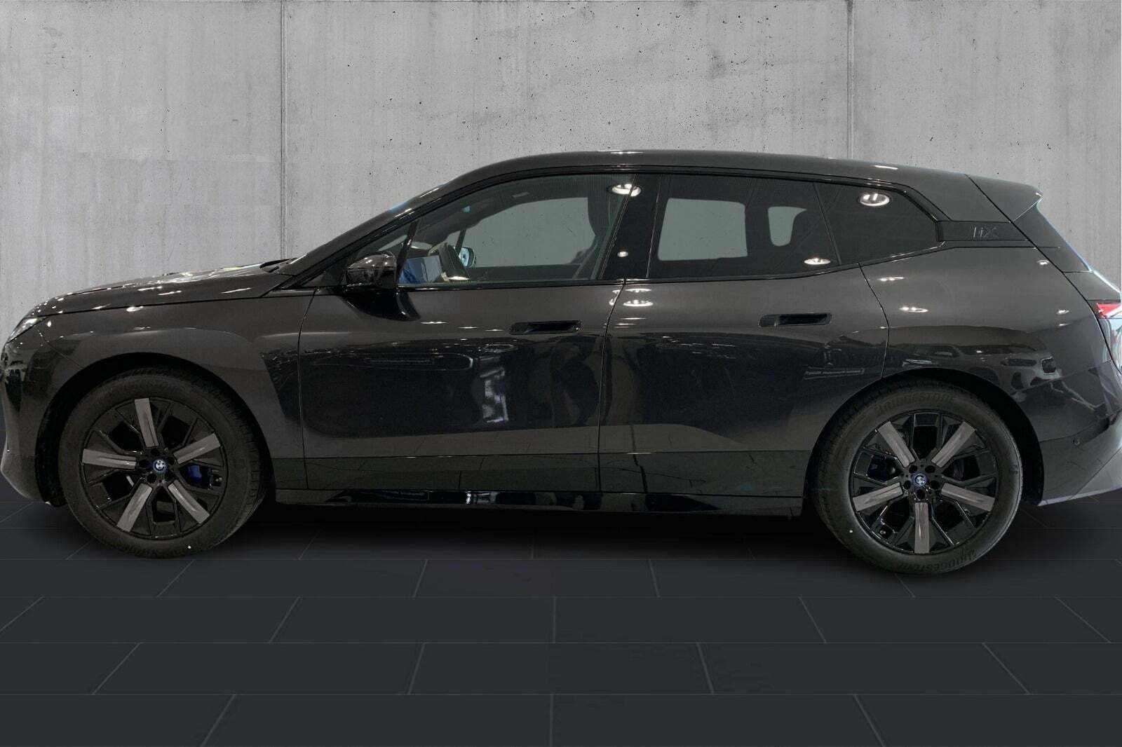 BMW iX xDrive40 Supercharged