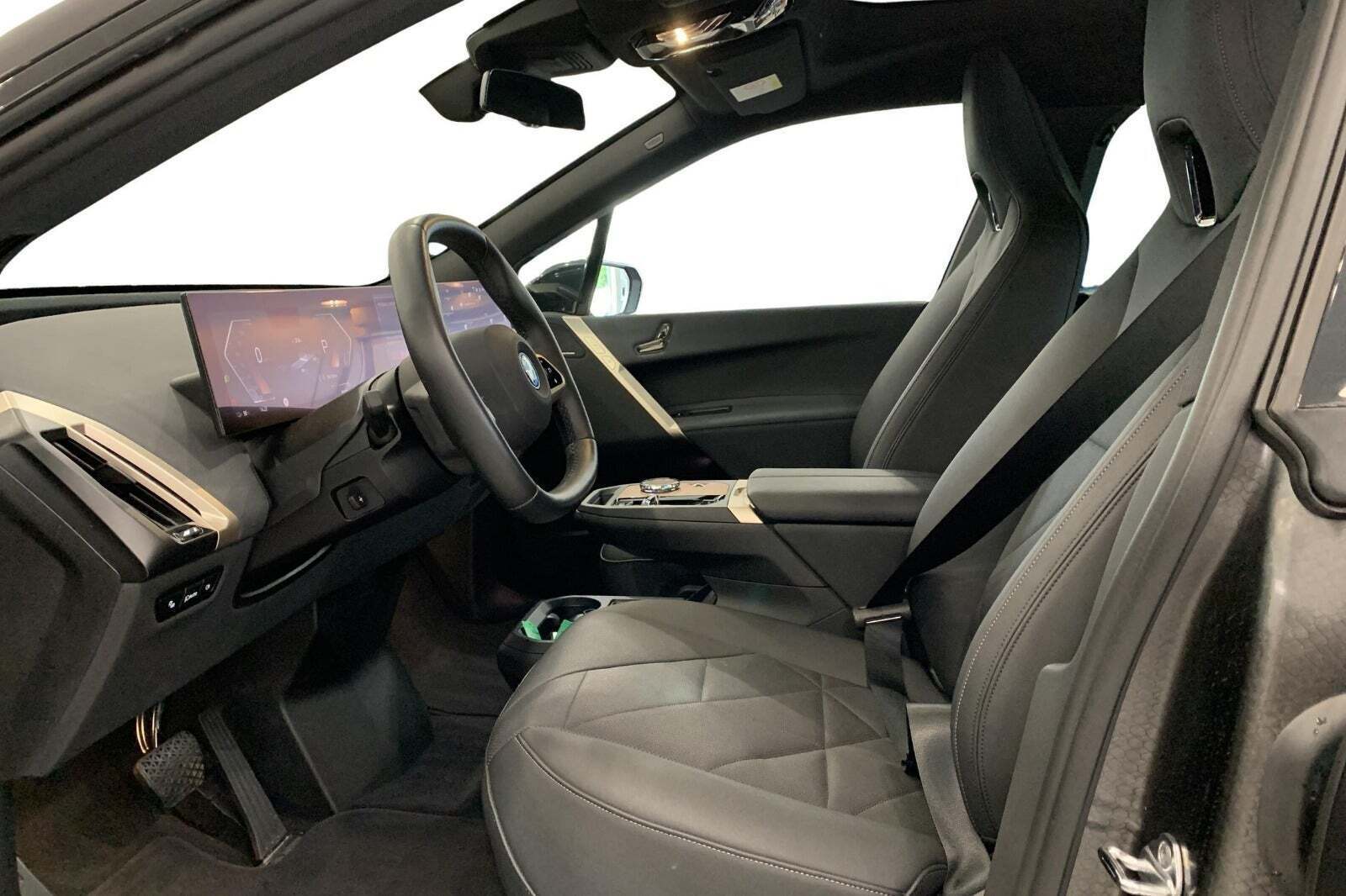 BMW iX xDrive40 Supercharged