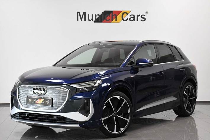 Blå Audi Q4 e-tron fra 2023 set udefra
