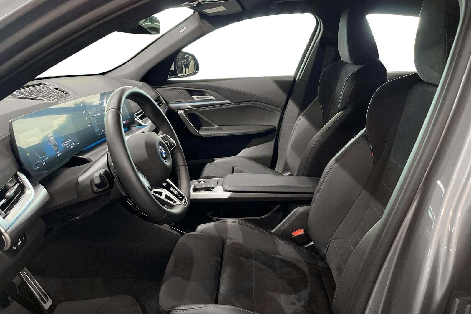 BMW iX2 xDrive30 M-Sport