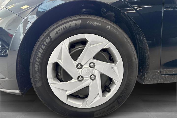 Sort Hyundai i20 fra 2024