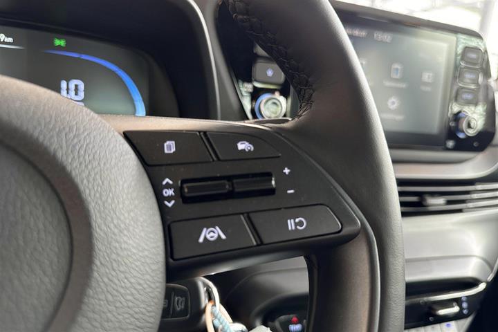 Sort Hyundai i20 fra 2024