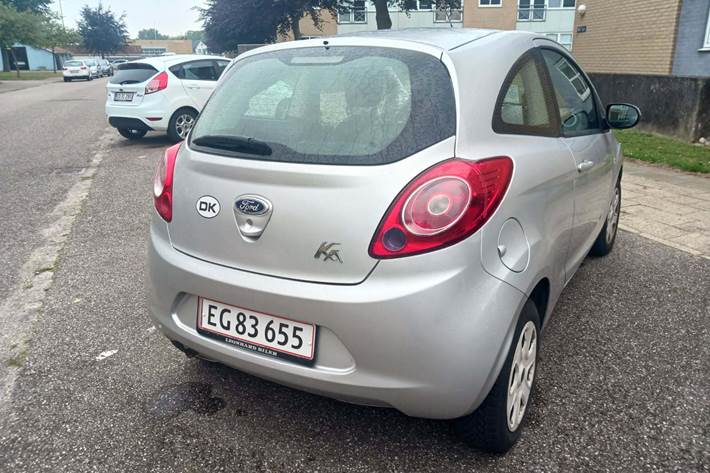Grå Ford Ka fra 2015