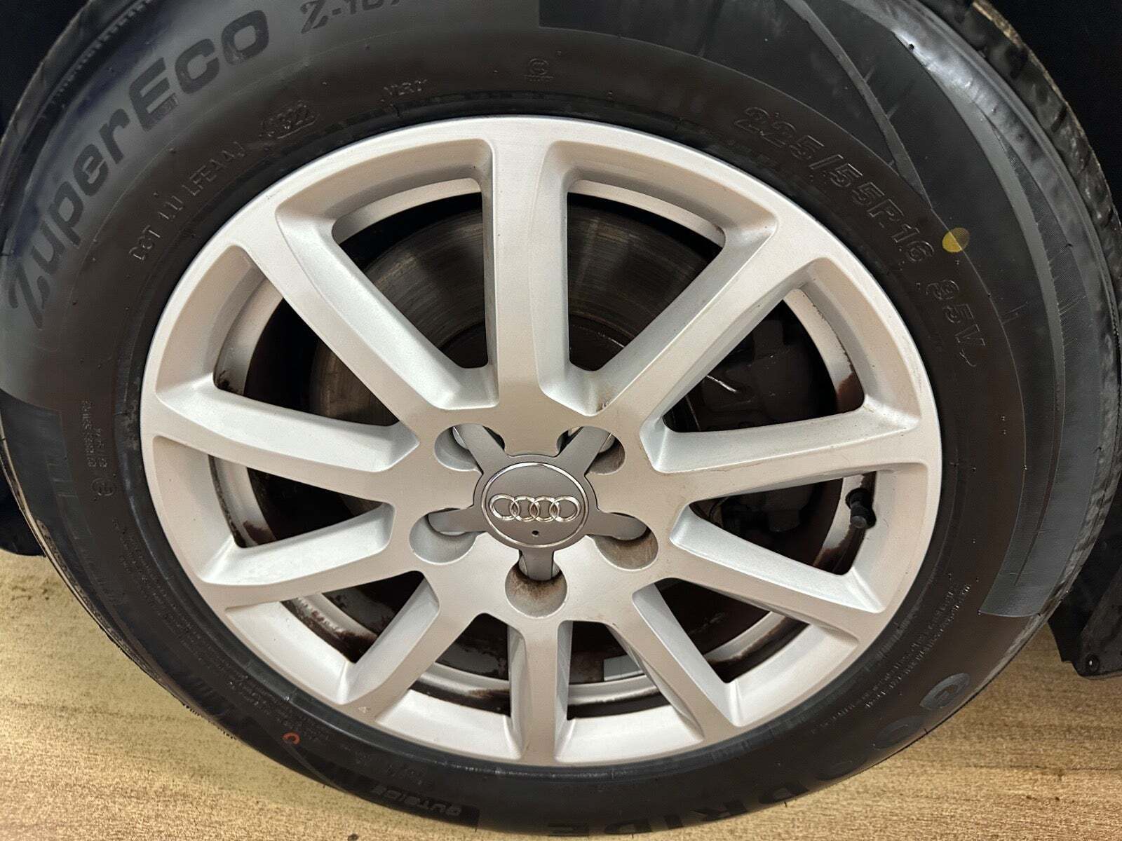 Sort Audi A4 fra 2012