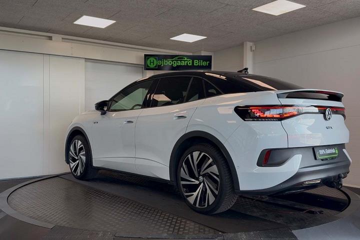 Hvid VW ID.5 fra 2024