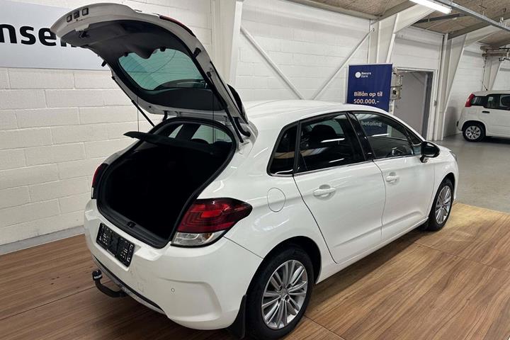 Hvid Citroën C4 fra 2016