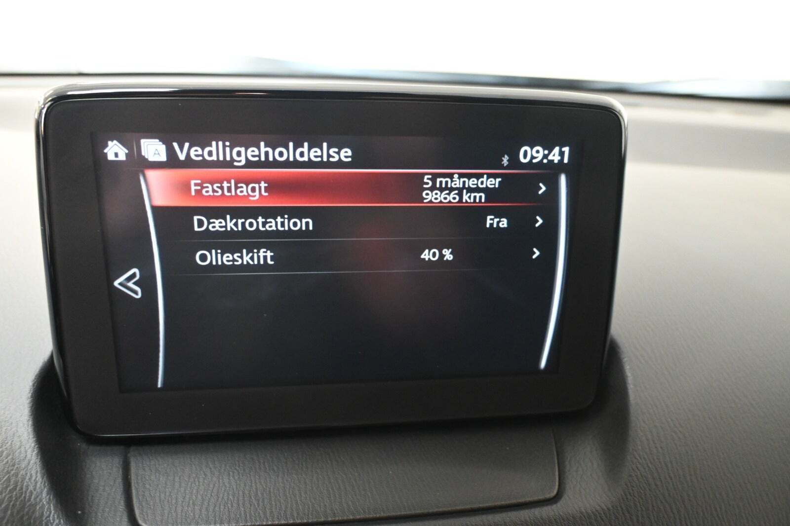 Blå Mazda CX-3 fra 2018