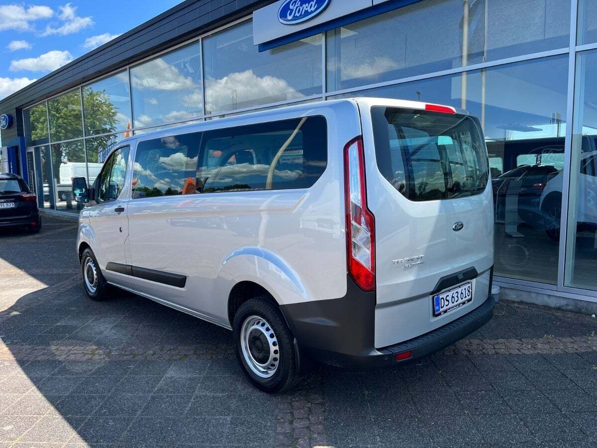 Ford Transit Custom Kombi 320L 2,0 TDCi 130 Ambiente aut.