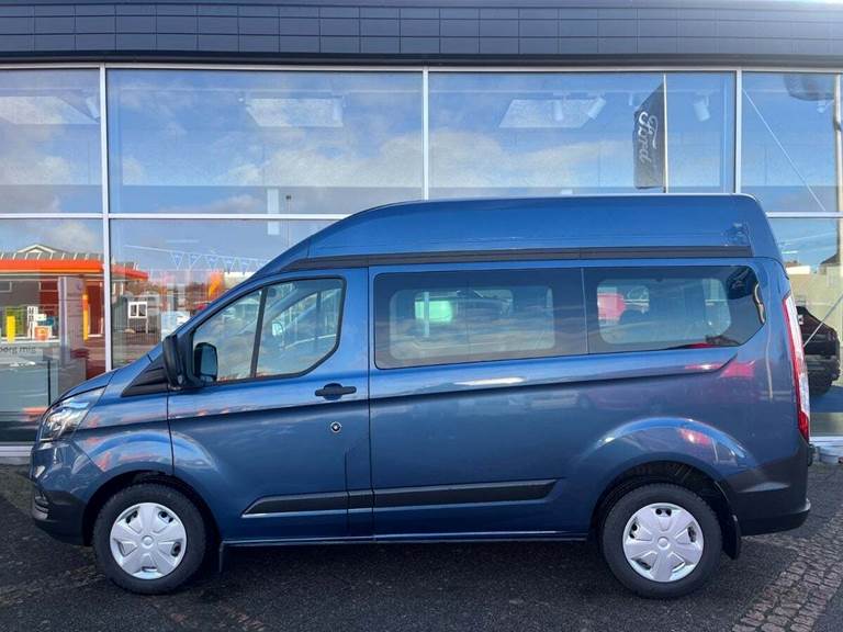 Ford Transit Custom Kombi 320S 2,0 TDCi 130 Ambiente aut.
