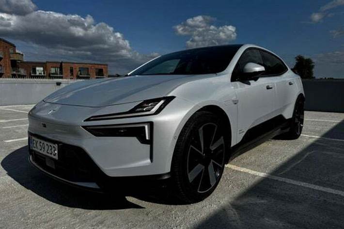 undefined Polestar 4 fra 2025