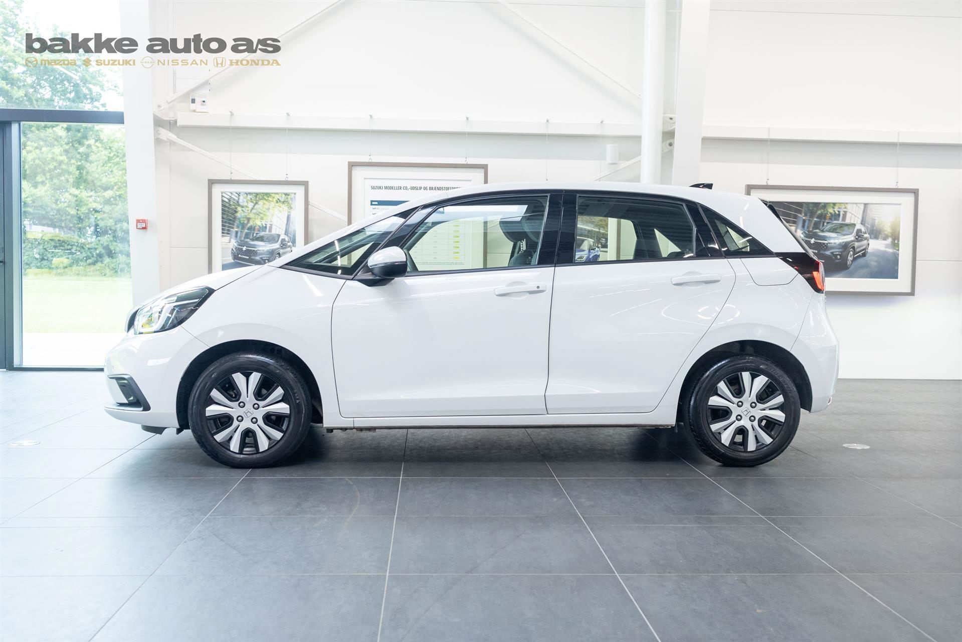 Honda Jazz 1,5 i-MMD  Hybrid Elegance E-CVT 109HK 5d 7g Aut.