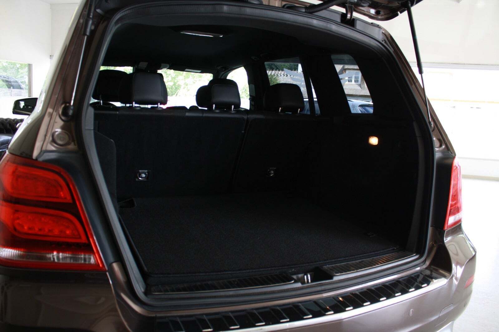 Brun Mercedes GLK350 fra 2015 set indefra