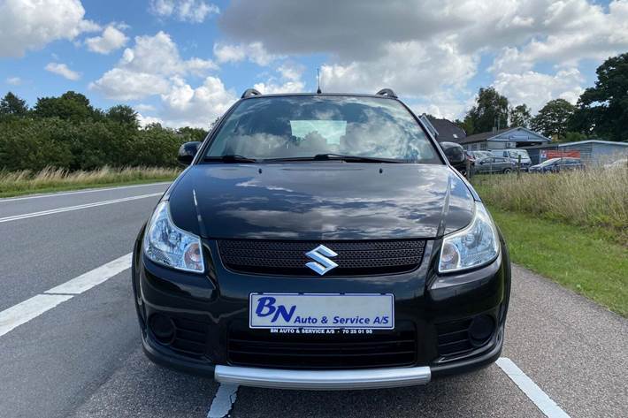 Sort Suzuki SX4 fra 2007