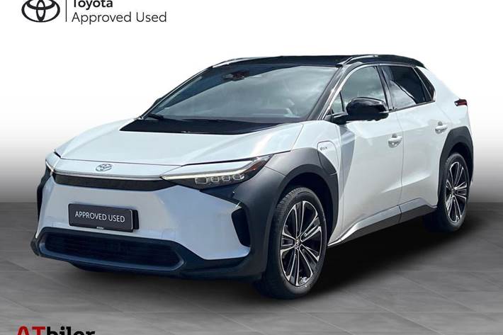 Hvid Toyota BZ4X fra 2024 set udefra
