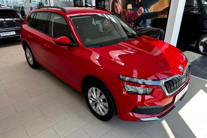Rød Skoda Kamiq fra 2020