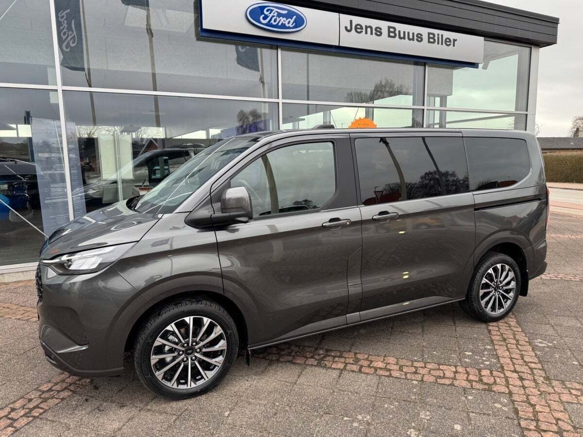 Ford Tourneo Custom 340S 2,5 PHEV Titanium X CVT