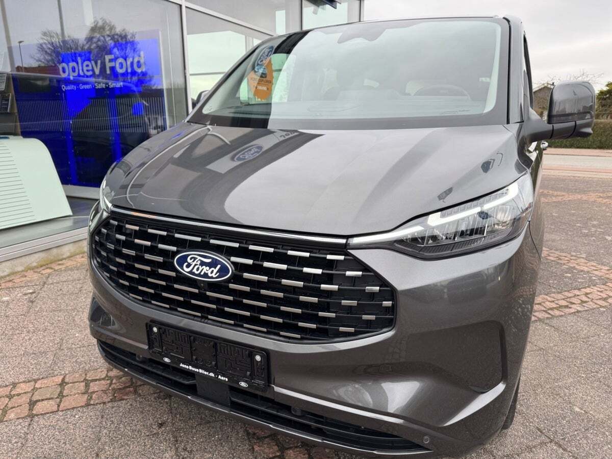 Ford Tourneo Custom 340S 2,5 PHEV Titanium X CVT