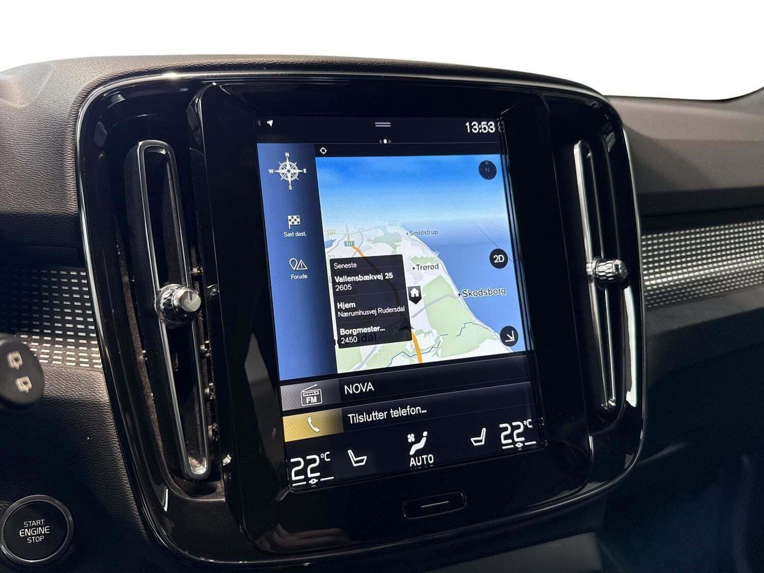 Sort Volvo XC40 fra 2021