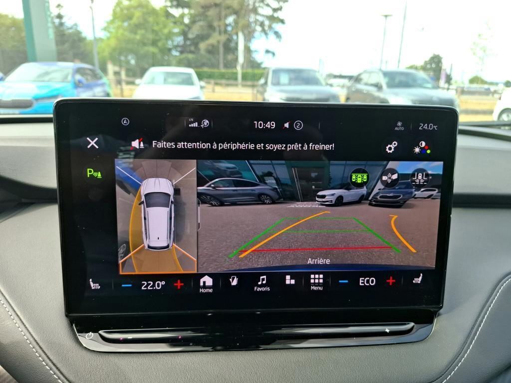 Blå Skoda Enyaq iV fra 2022