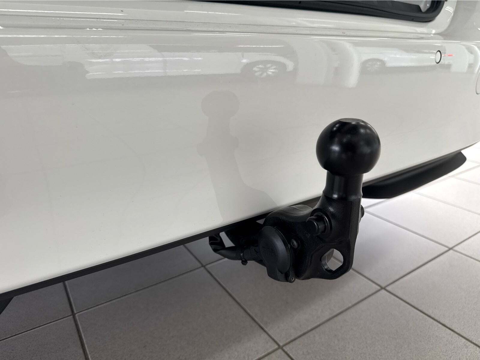 Hvid VW ID.Buzz fra 2025