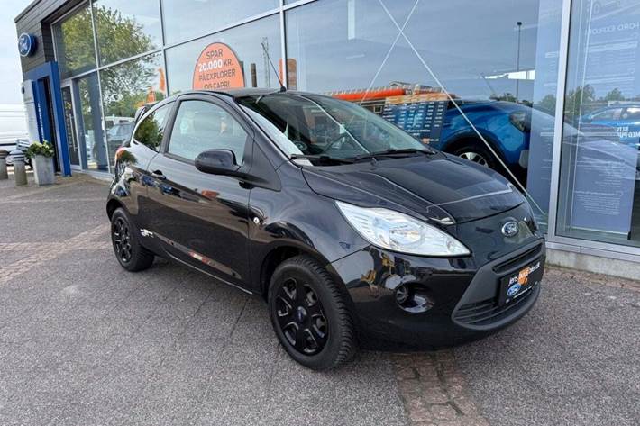 Sort Ford Ka fra 2014 set udefra