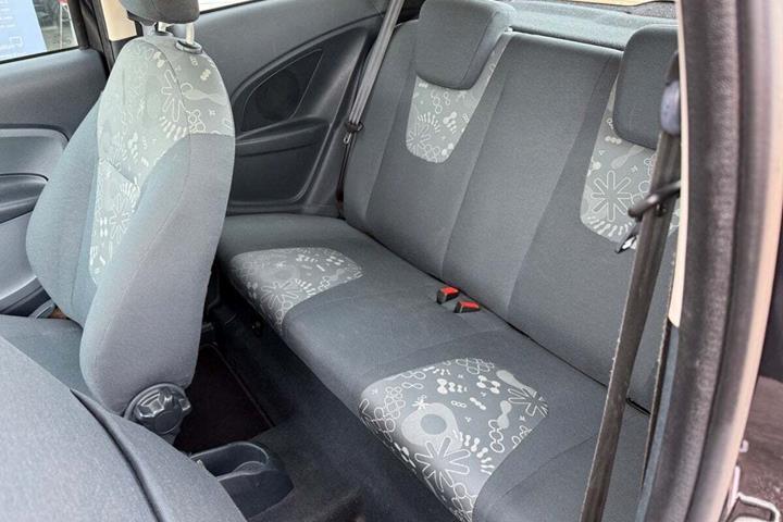 Sort Ford Ka fra 2014 set indefra