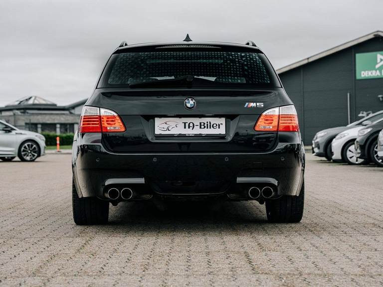 BMW M5 5,0 Touring SMG