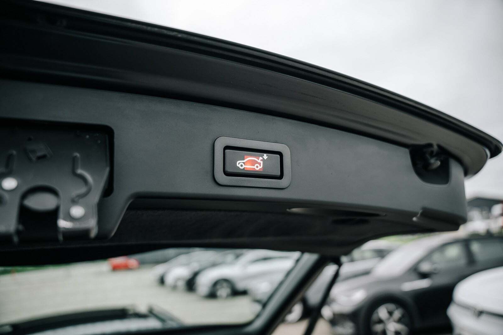 Hvid BMW M5 fra 2007