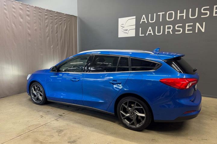 Blå Ford Focus fra 2019