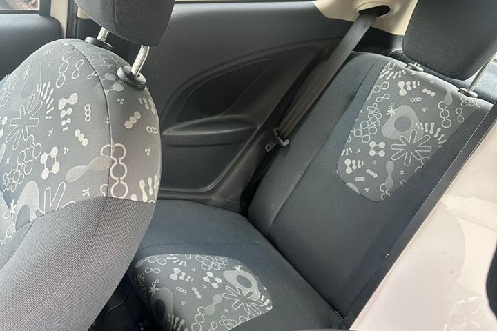 Hvid Ford Ka fra 2013