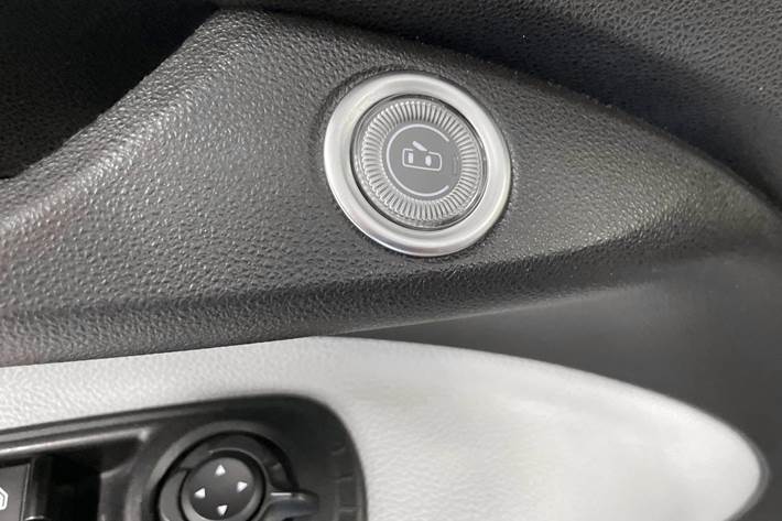 Blå Fiat 500e fra 2023