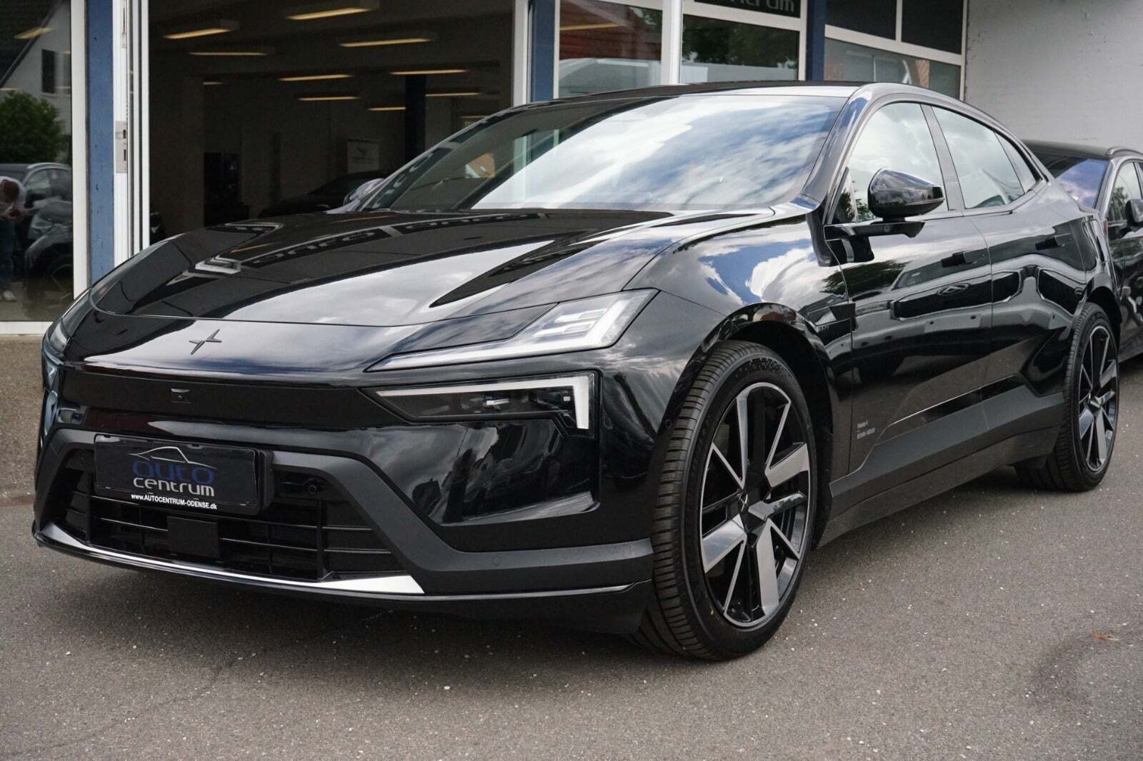 Polestar 4