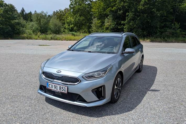 Grå Kia Ceed fra 2020