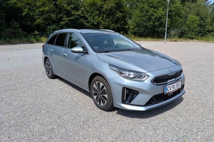 Grå Kia Ceed fra 2020