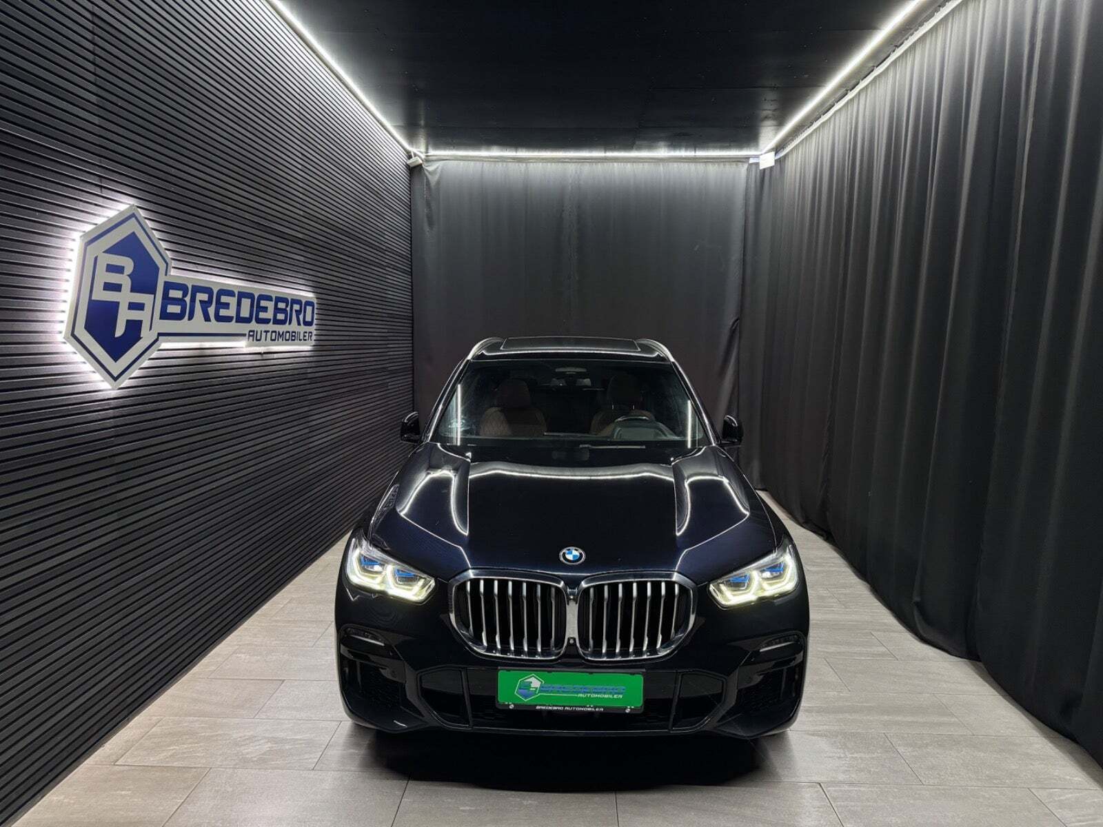 Sort BMW X5 fra 2019