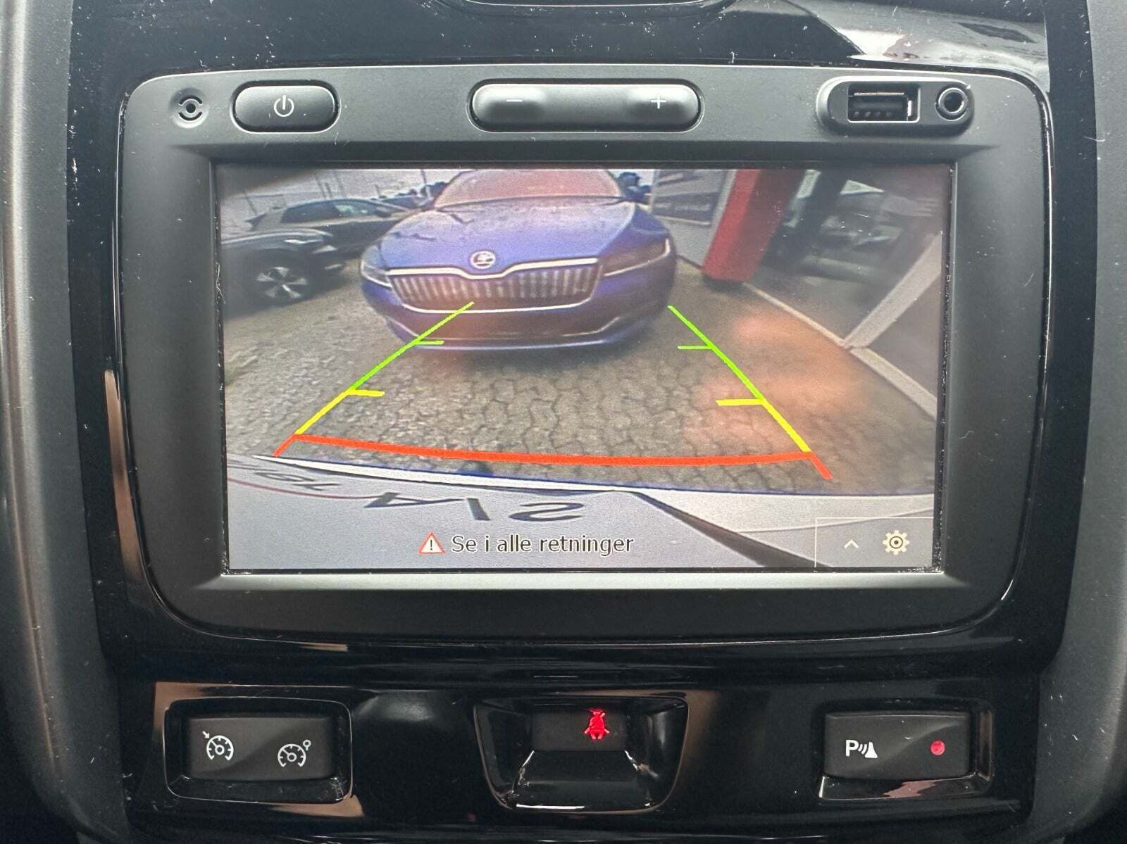 Hvid Dacia Duster fra 2018