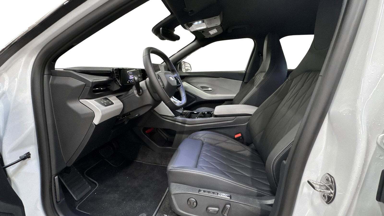 Ford Capri 82 Premium Extended Range