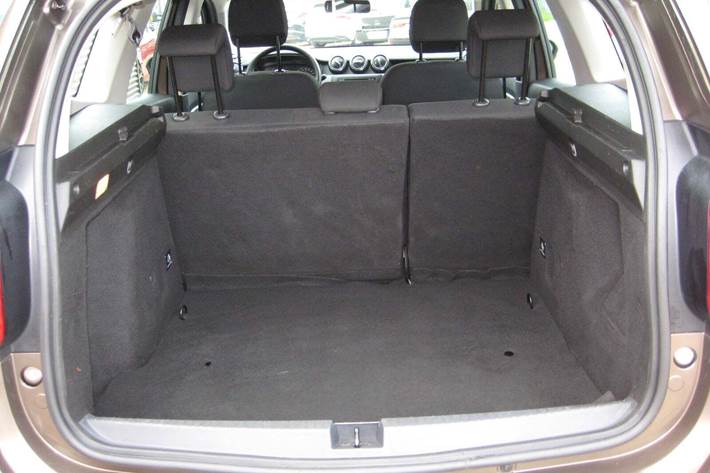 Brun Dacia Duster fra 2020