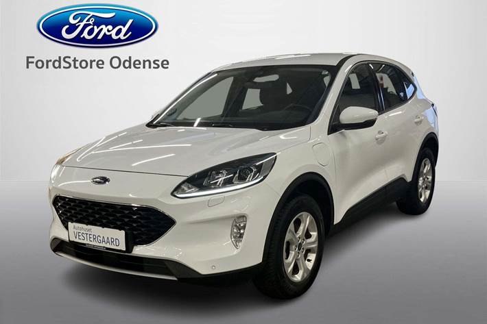 Hvid Ford Kuga fra 2023 set udefra