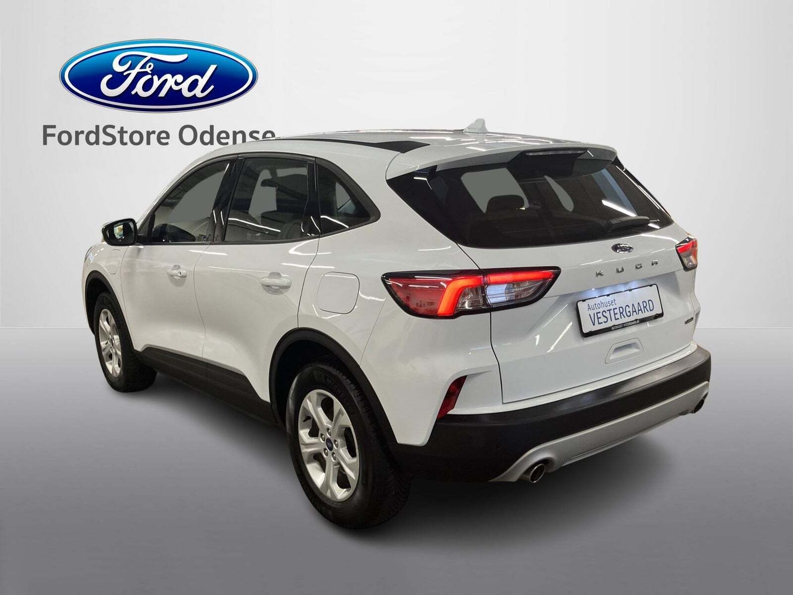 Hvid Ford Kuga fra 2023
