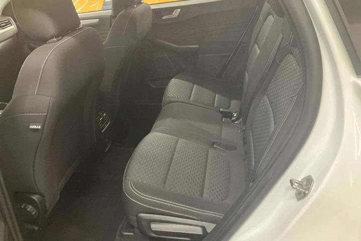 Hvid Ford Kuga fra 2023