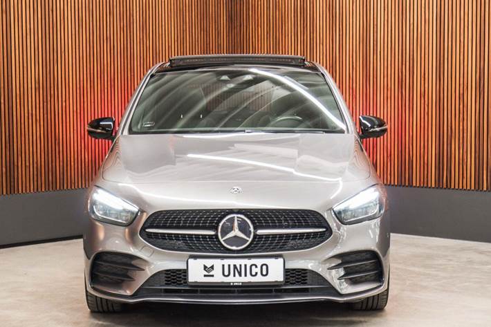 Grå Mercedes B250 e fra 2020