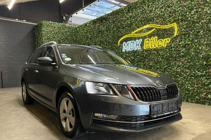 undefined Skoda Octavia fra 2018 set udefra