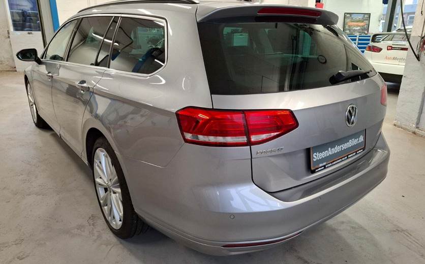 VW Passat