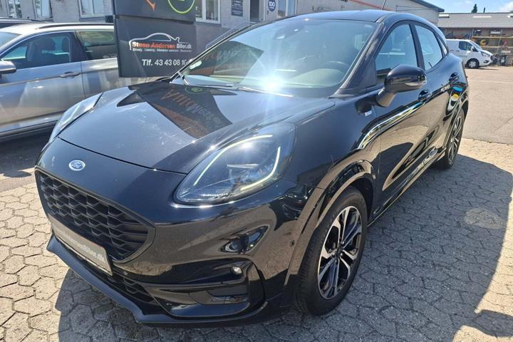 Sort Ford Puma fra 2021
