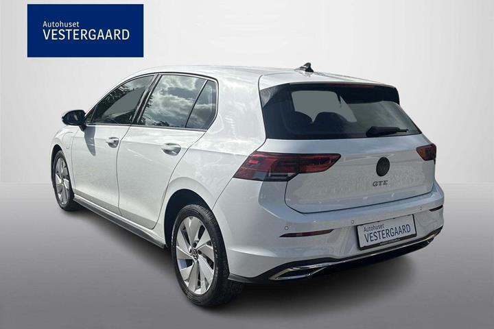 Hvid VW Golf VIII fra 2021