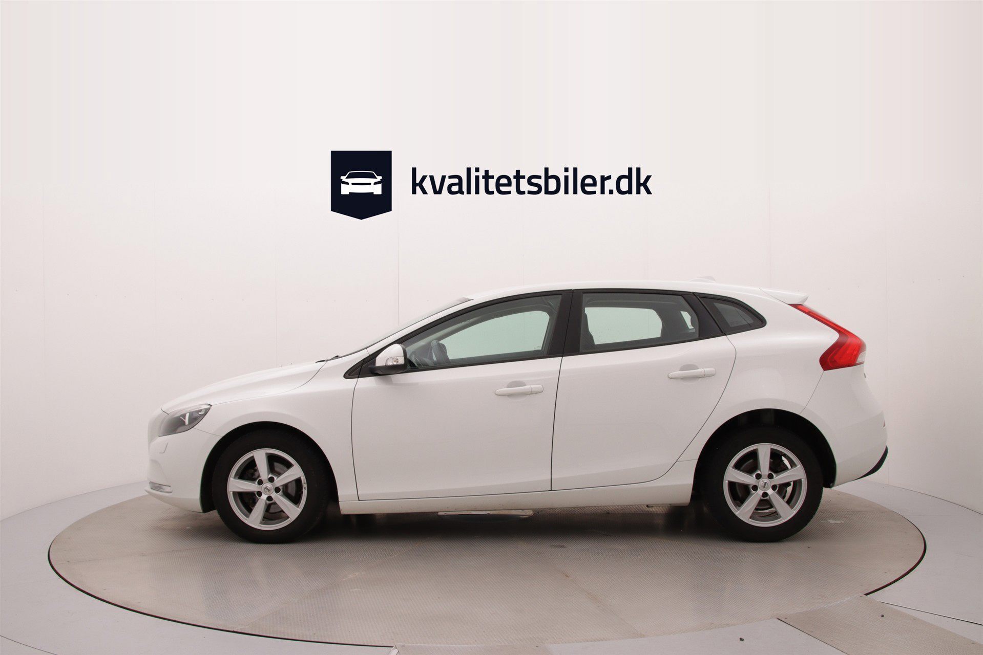 Volvo V40 2,0 D2 Eco Kinetic 120HK 5d 6g