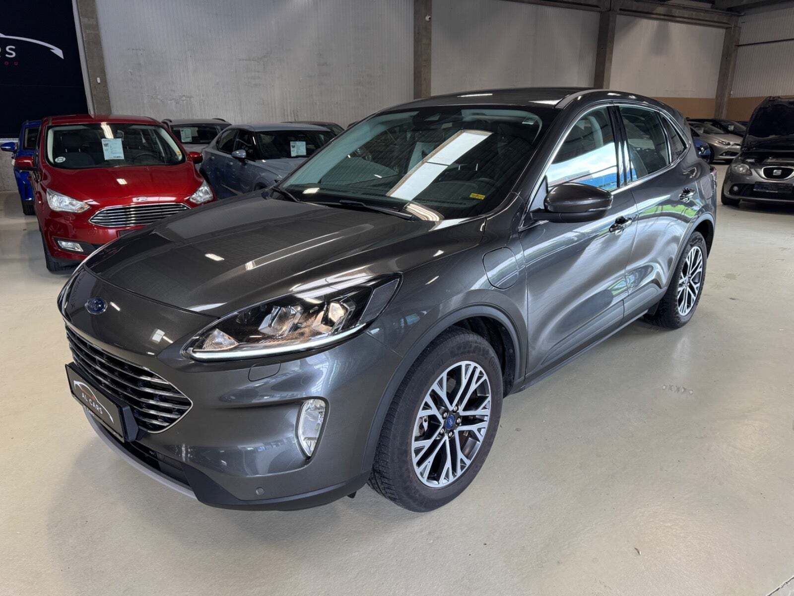 Ford Kuga 2,5 PHEV Titanium CVT