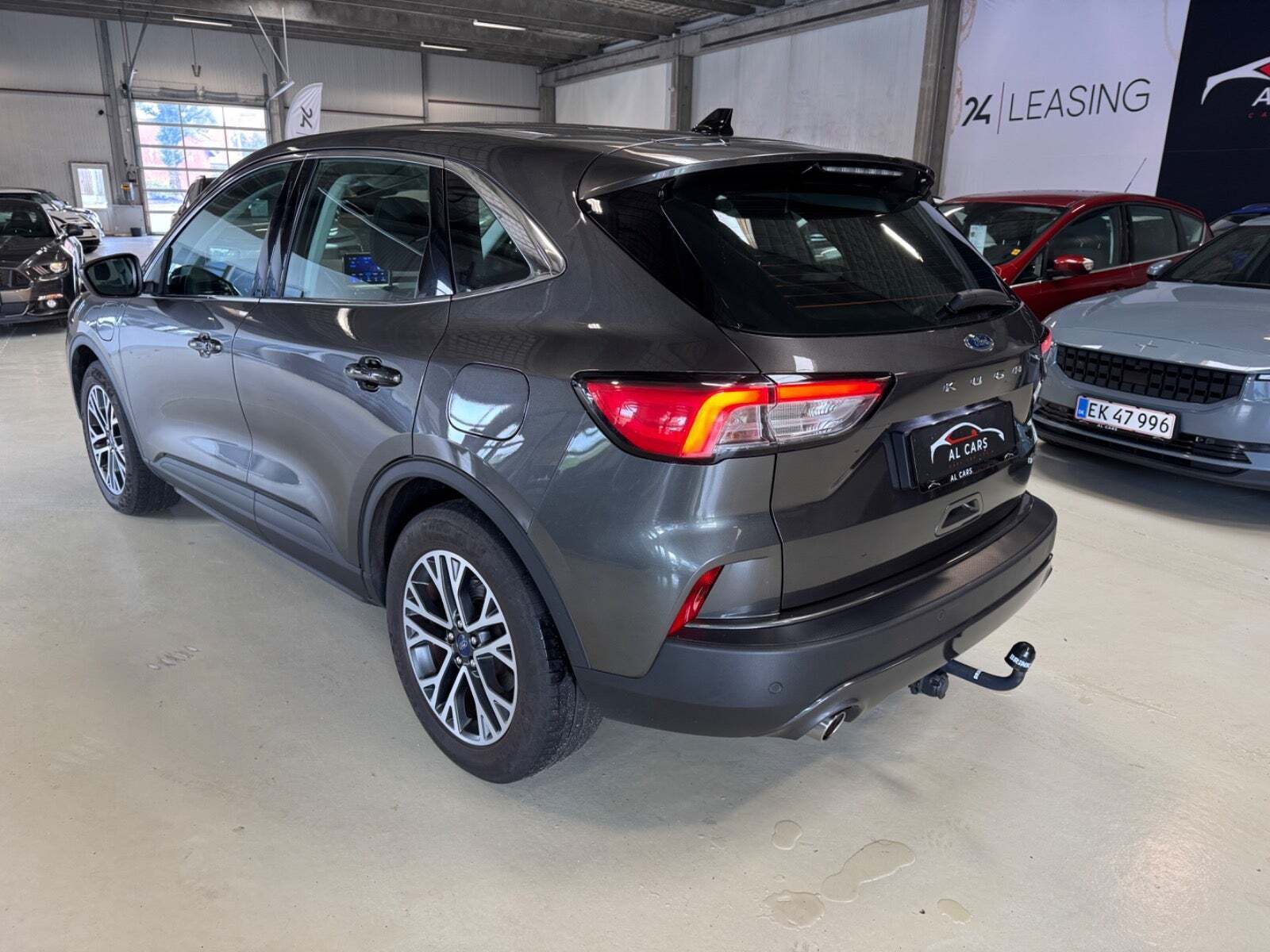 Ford Kuga 2,5 PHEV Titanium CVT