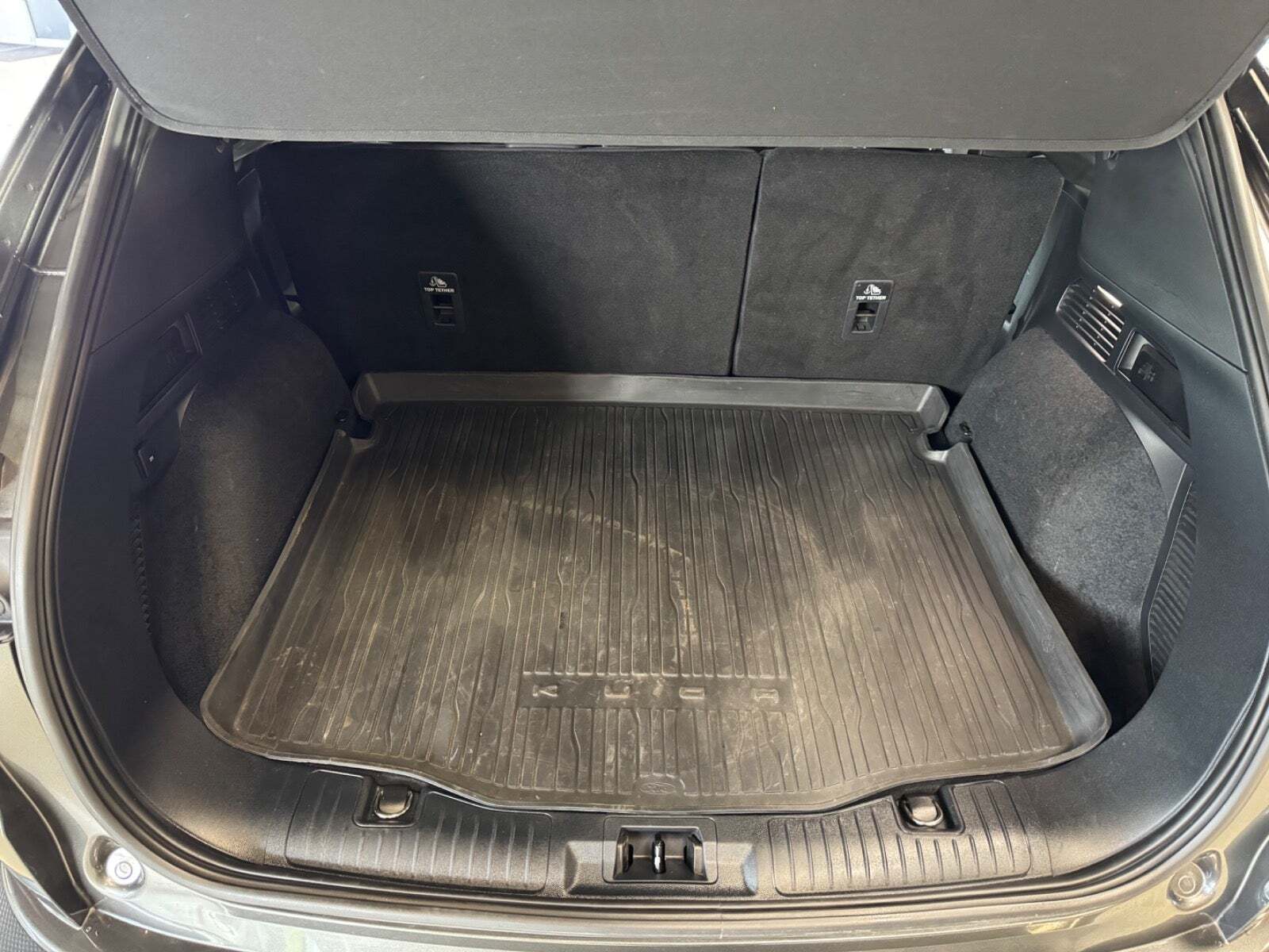 undefined Ford Kuga fra 2020